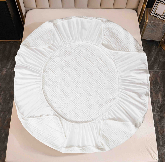 Husa Matlasata Tip Topper Catifea Alb pentru Pat 160x200cm + 2 Fete de Perna 50x70cm - Huse de Pat Confortabile si Elegante [4]
