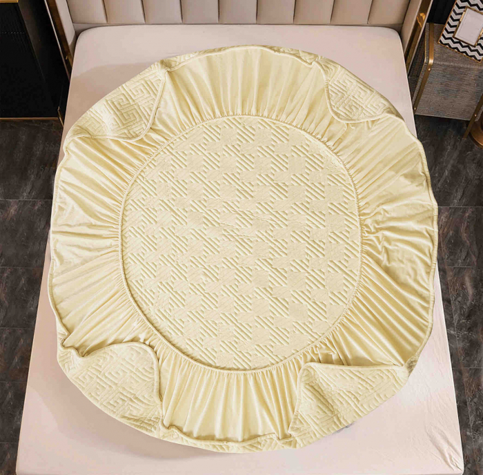 Husa Matlasata Tip Topper Catifea Crem pentru Pat 160x200cm + 2 Fete de Perna 50x70cm - Huse de Pat Confortabile si Elegante [4]