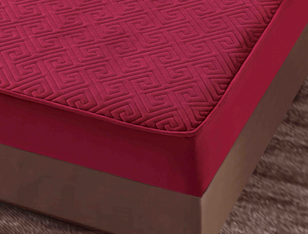 Husa Matlasata Tip Topper Catifea Rosu pentru Pat 160x200cm + 2 Fete de Perna 50x70cm - Huse de Pat Confortabile si Elegante [2]