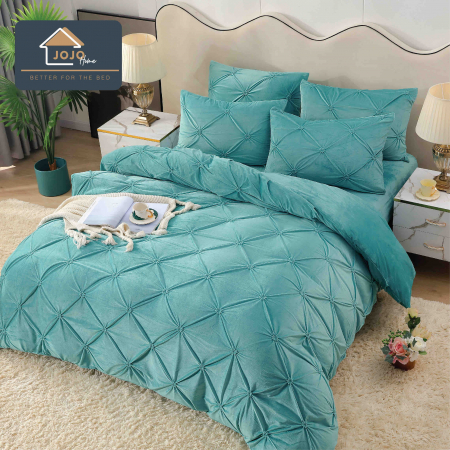 Lenjeri Catifea 4 pcs - Lenjerie de Pat Catifea, 4 Piese Cu Inimi Brodate
