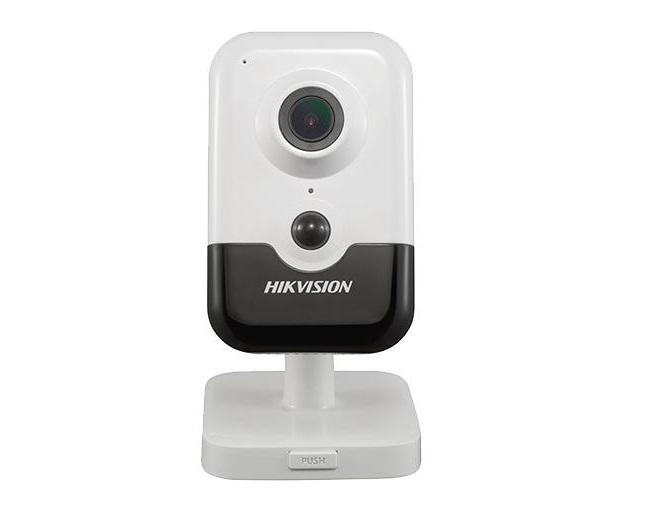 Camera supraveghere Hikvision IP Cube WIFI DS-2CD2423G0-IW(2.8mm)(W); 2 MP; WIFI; 1 2.7 Progressive Scan CMOS; rezolutie: 1920 x .1080 30fps; iluminare: Color: 0.01 Lux (F1.2, AGC ON), 0.028 lux (