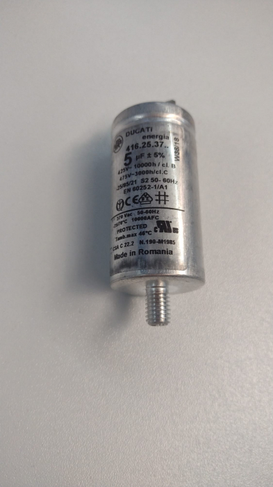 Condensator 5 mf