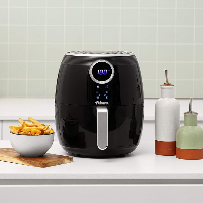 Friteuza fara ulei XXL Tristar FR-6956, 1500W, Capacitate 4.5 l, Control digital, Timer, Termostat reglabil 80-200 C, Negru [4]