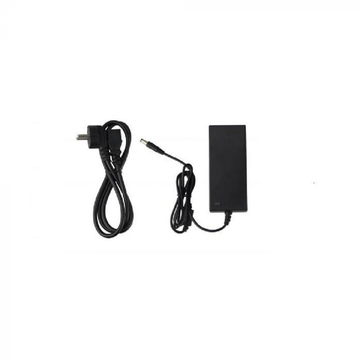 Sursa alimentare tip desktop LN-EU12V5A; Tensiune intrare: AC 110--240V; Tensiune iesire: DC 12V 5A 60W; Input Frequency: 50Hz-60Hz; Dimensiune conector tata:1750mm lungime 20 AWG ;Protection Class: C