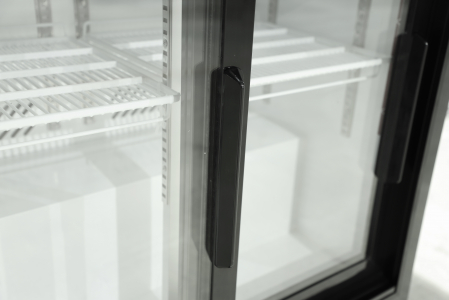 Vitrina frigorifica profesionala STARCREST SBBC-3SDBK,  265 L, 0-10℃,  Usi glisante, Display Temperatura, Panou comanda Digital, Iluminare LED, H 86 cm [2]