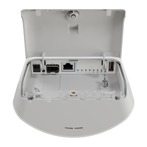 mANTBox ax 15s, antene 12dBi 2.4GHz, 15dBi 5GHz, 1 x Gigabit, 1 x SFP, PoE IN, WiFi6 - MikroTik L22UGS-5HaxD2HaxD-15S [3]