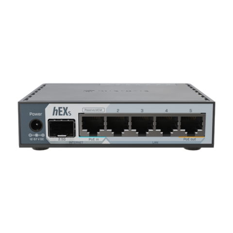 Routere - Router hEX, 5 porturi RJ45 Gigabit, 1 x SFP 2.5G, 1 x PoE Out, USB, PoE In - MikroTik E60iUGS