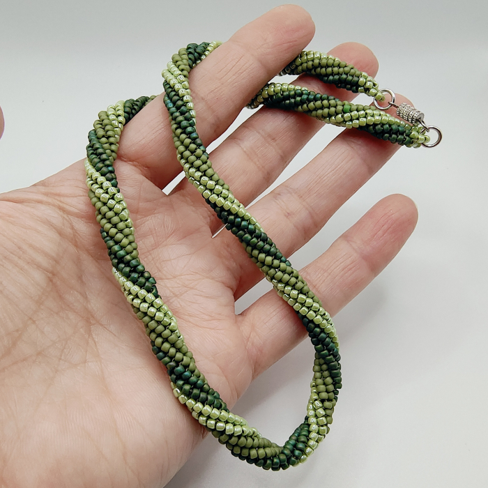 Choker/Colier margele verzi Miyuki [5]