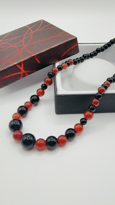Colier din Agate și Onix [1]