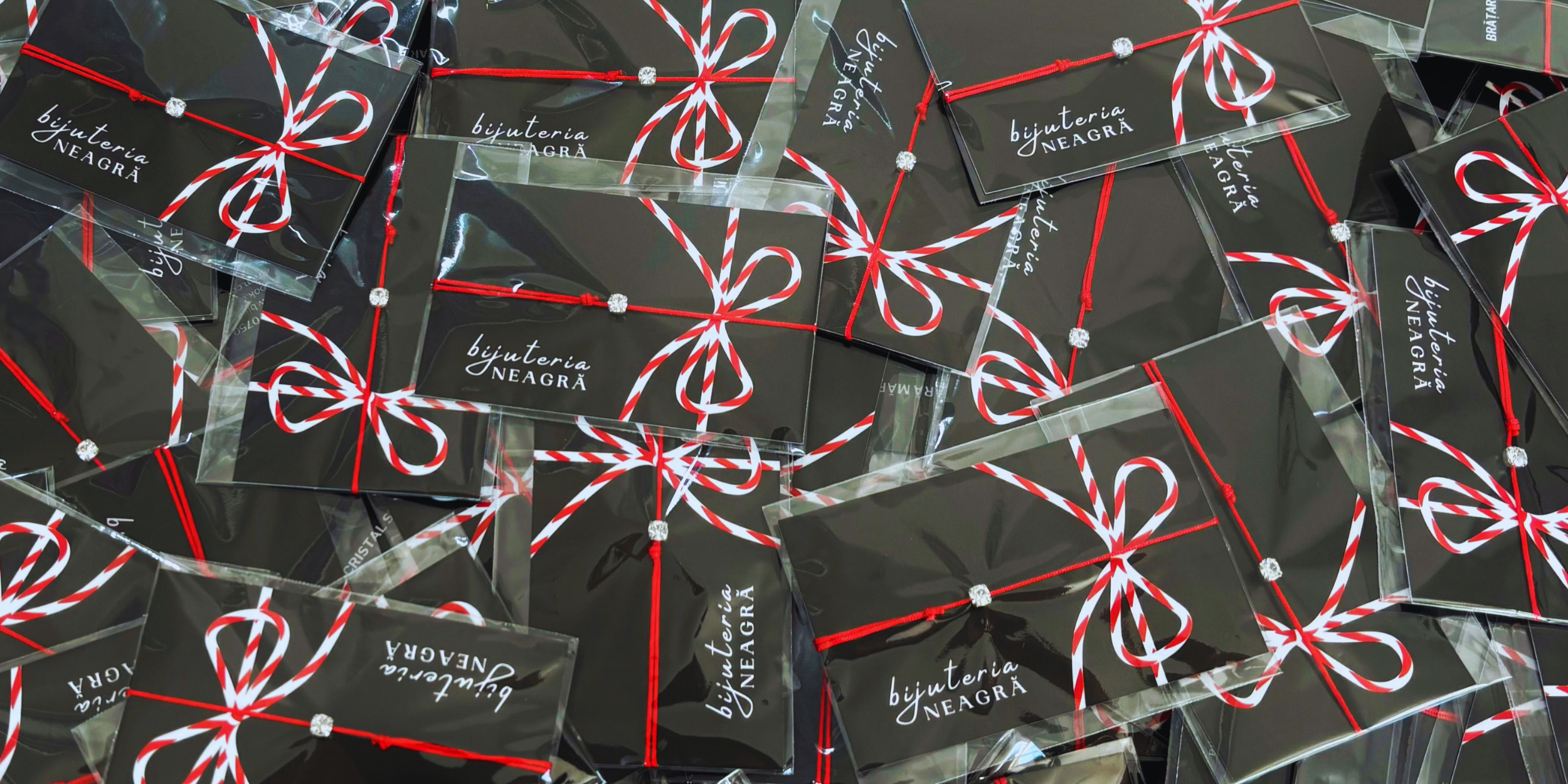 Brățări Mărțișor cu Cristale Swarovski – Mărțișoare Elegante pentru un 1 Martie Special