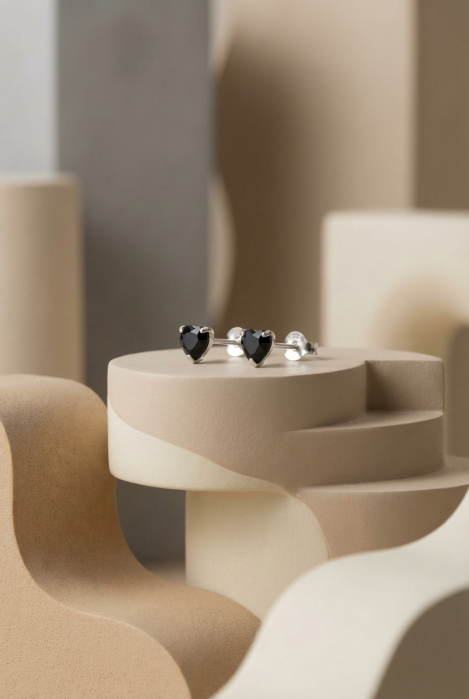 Cercei din Argint 925 cu Inimi de Cristal Negre [2]