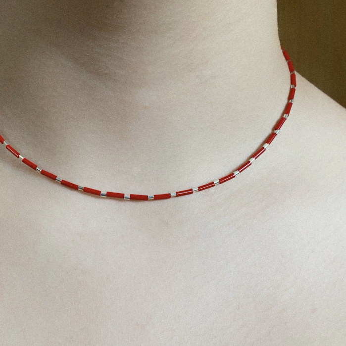 Colier cu accesorii tubulare din Argint 925 si margele rosii [3]