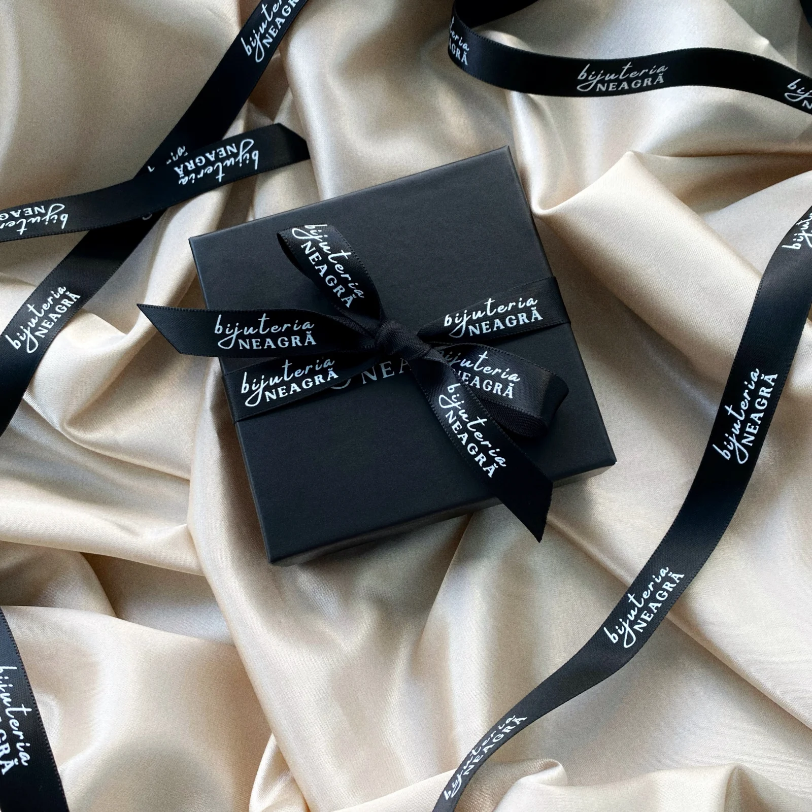 Colier cu pietre naturale Lapis Lazuli si accesorii din Argint 925 [4]