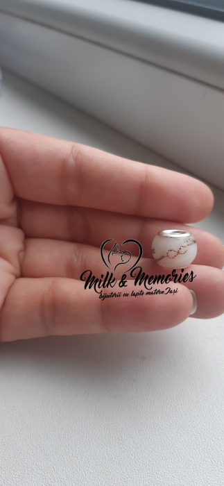 Charm tip Pandora ce contine lapte matern, nume si suvita bebelusului [3]