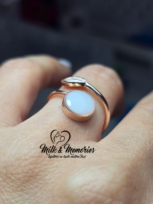 Inel reglabil din argint cu lapte matern, inimioara din suvita bebelusului si foita argintie [5]
