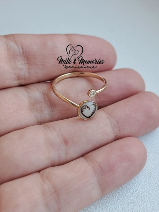 Inel reglabil din aur galben 14K cu piatra zirconia, si semiperla ce contine lapte matern [4]