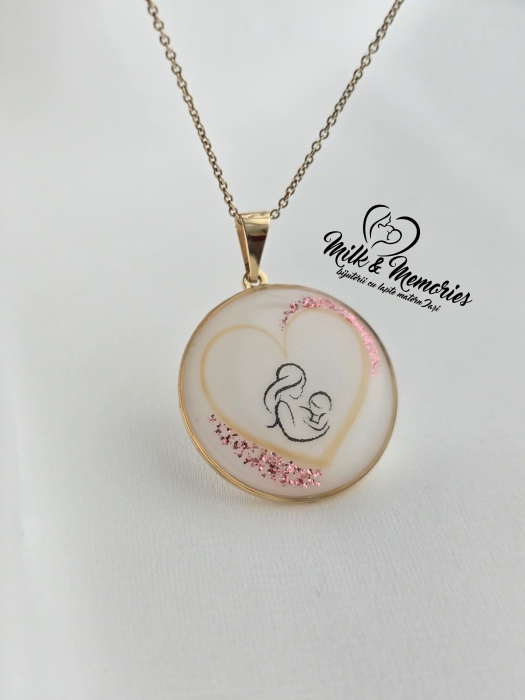 Pandantiv din aur 14 K marcat 585, ce contine le matern, fire de par si foita aurie [4]