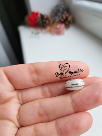 Charm tip Pandora cu lapte matern, doua suvite de par si numele copiilor [1]