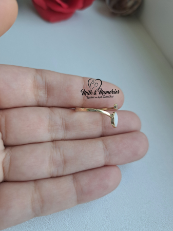 Inel reglabil din aur galben 14K cu piatra zirconia, si semiperla ce contine lapte matern [1]