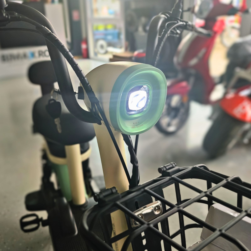 Scuter electric cu pedale fara permis, Geeli BEE, 25km/h, 38 km autonomie max, Omologat [6]