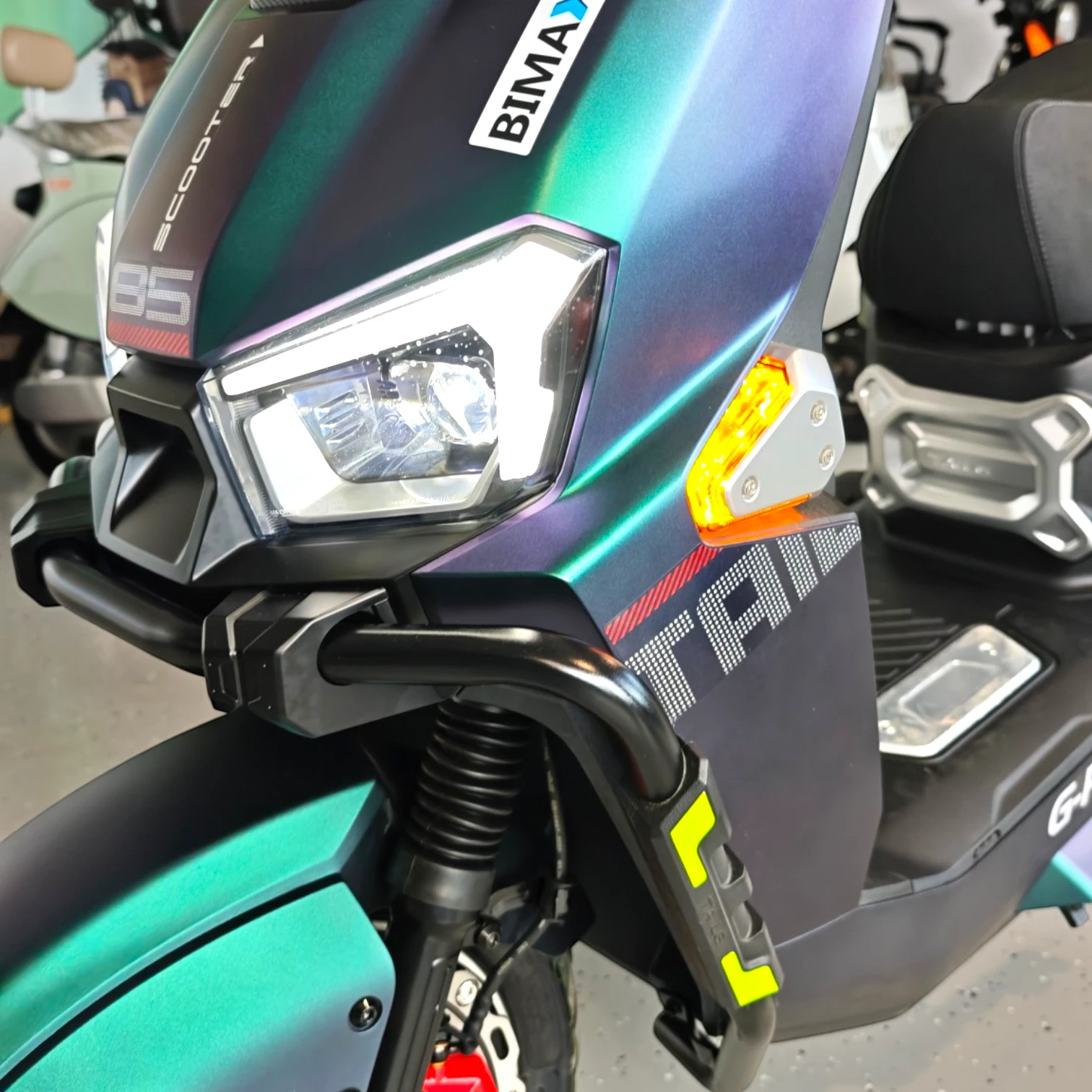 Scuter electric Geeli G-PRO, 2000W, 2 locuri, fără permis, CIV RAR inclus [3]