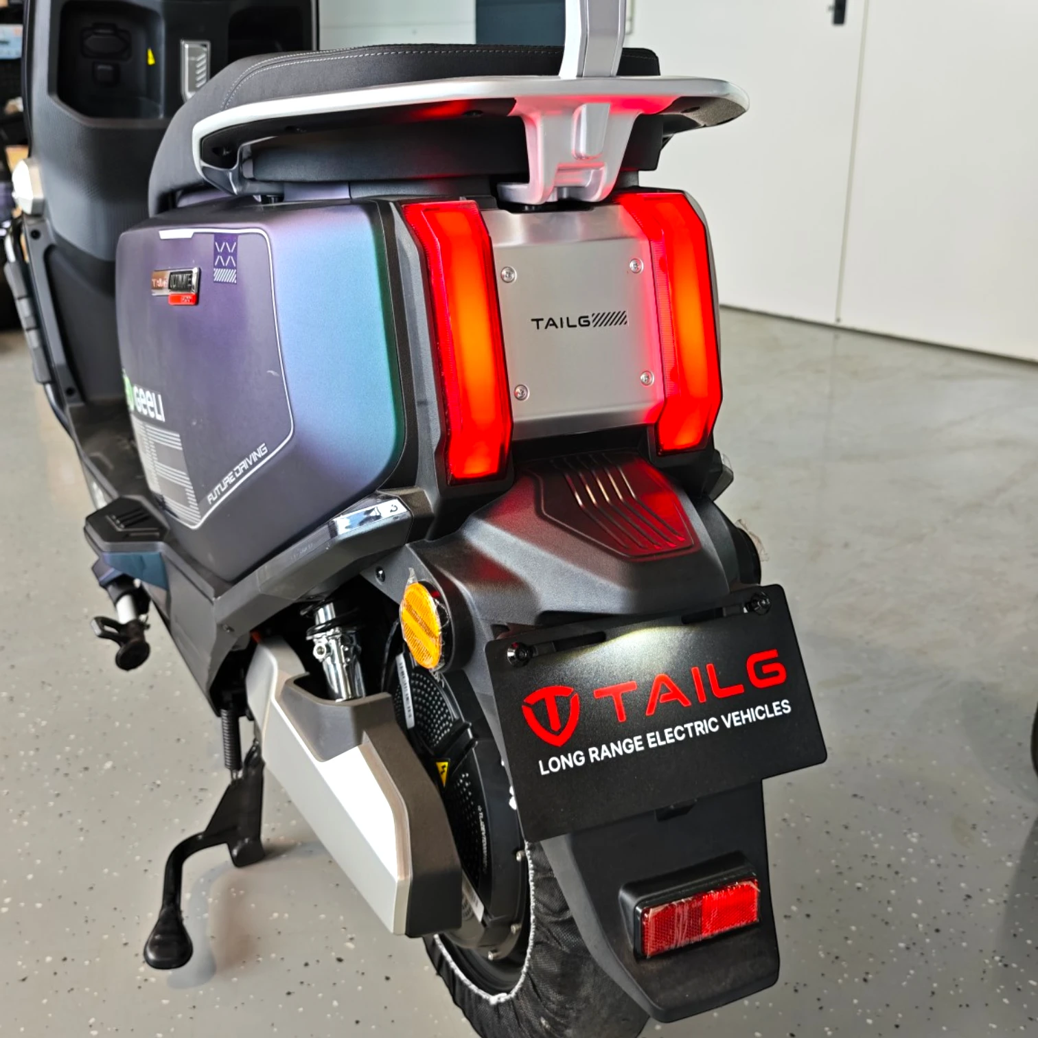 Scuter electric Geeli G-PRO, 2000W, 2 locuri, fără permis, CIV RAR inclus [5]