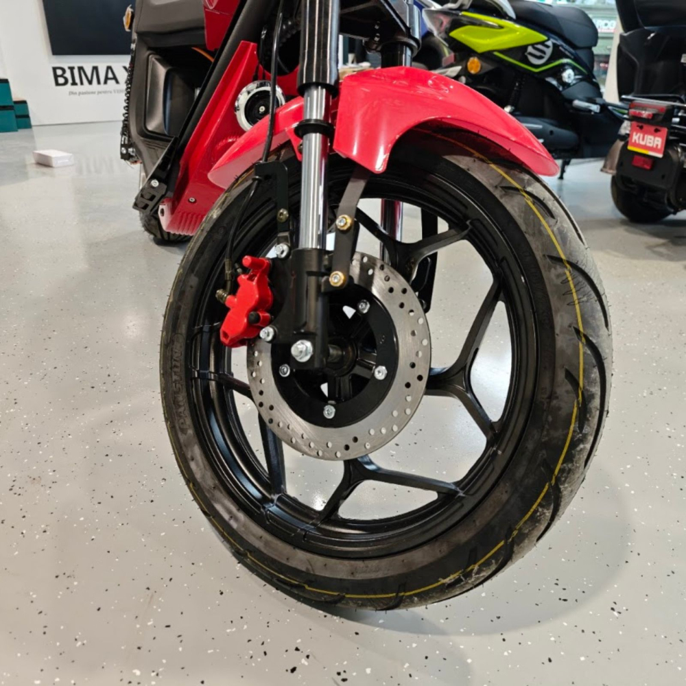 Scuter electric tip Chopper, motor 2000W, 25km/h fara permis, 2 locuri, Acumulator Litiu detasabil, Autonomie max 50km [39]