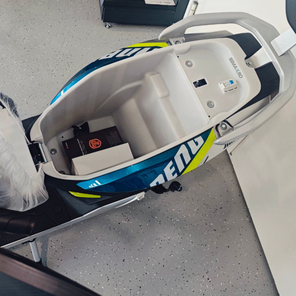 Scuter electric Jinpeng HS Albastru [RESIGILAT], 65km autonomie, 25km/h, fara permis, motor 2200W [6]