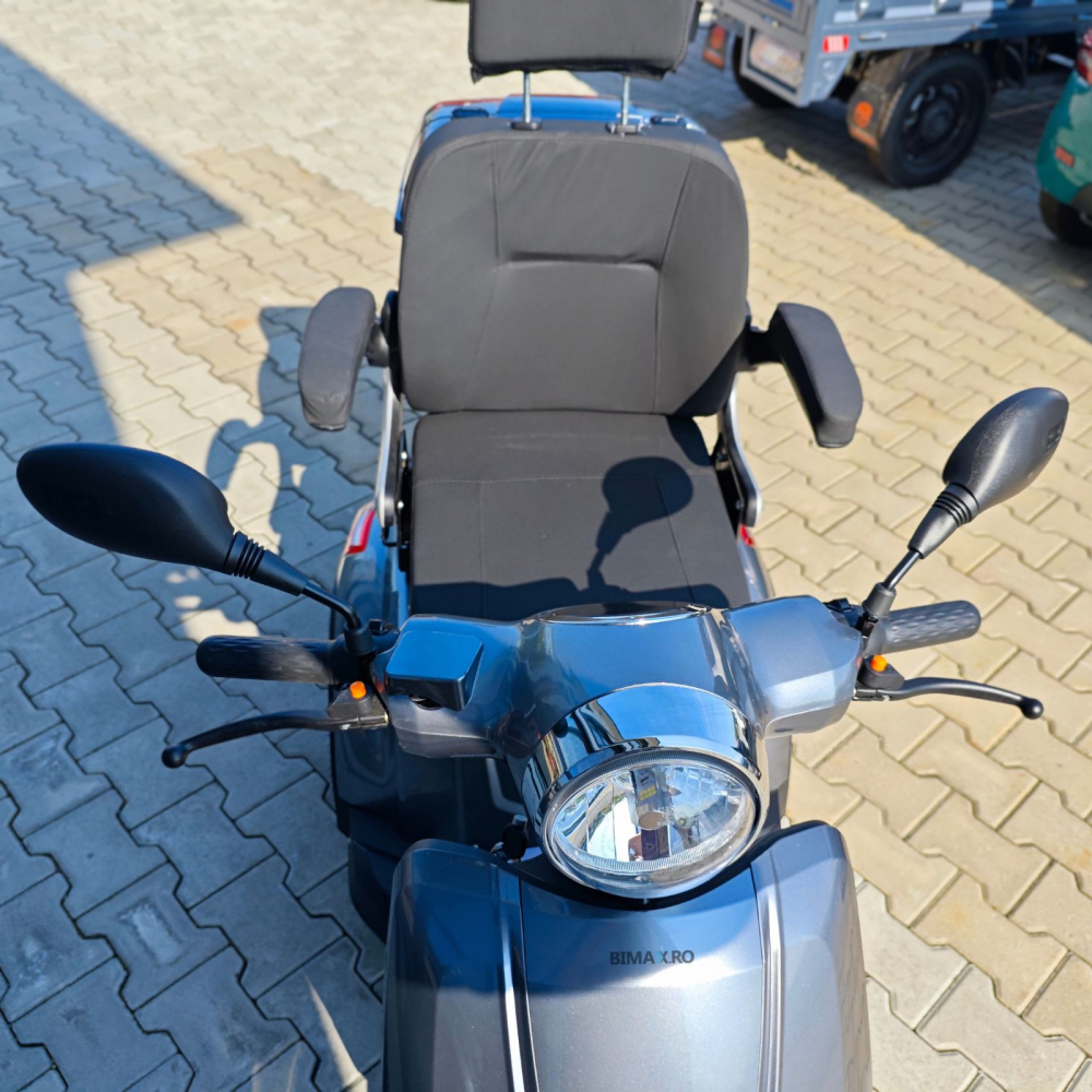 Tricicleta electrica VTA VM4 MOBILITY, cu far LED, motor 1000W, cutie portbagaj cu cheie, fara permis, 25km/h [11]