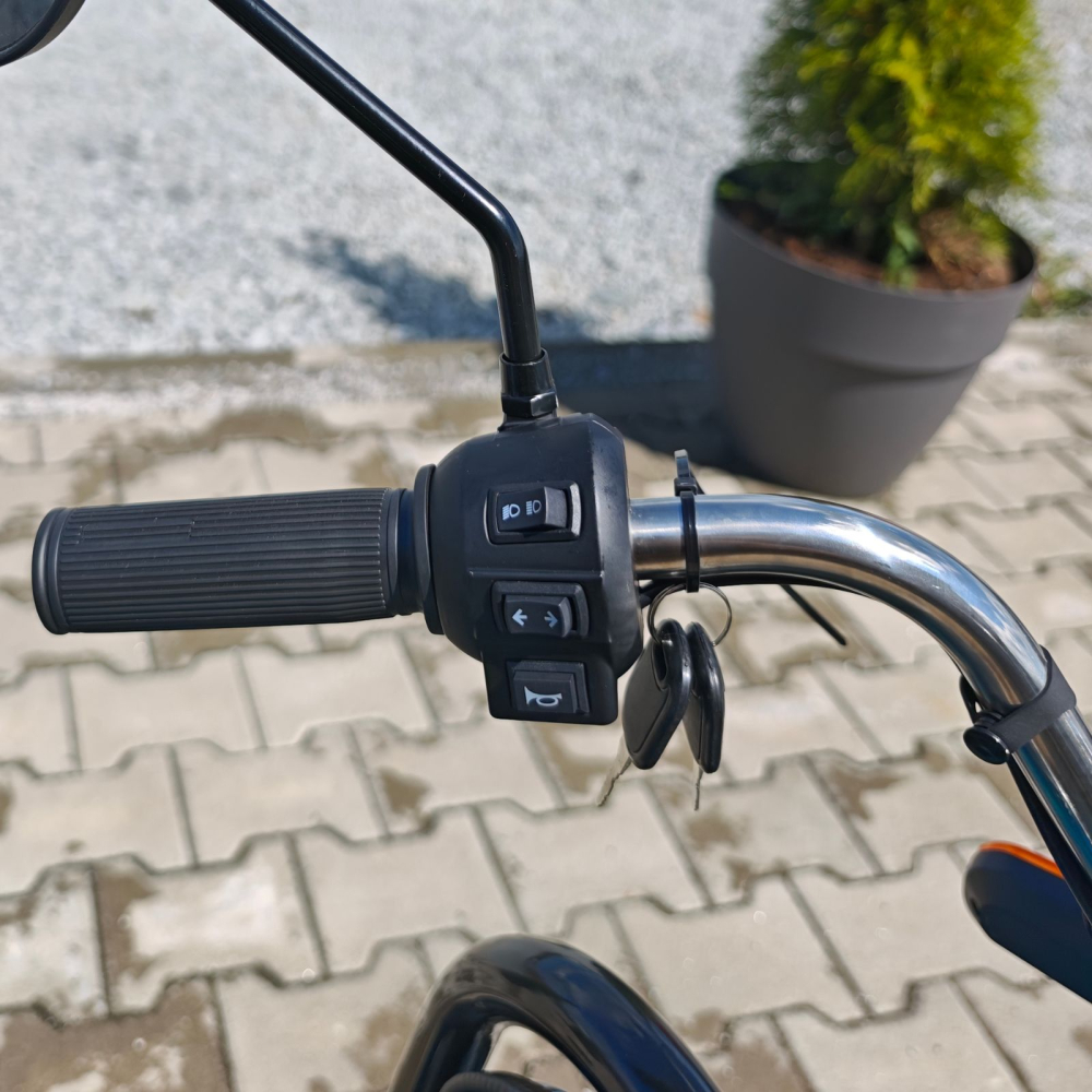 Triciclu Electric cu bena, motor 1500W, Fara Permis, Autonomie 50-80km, CIV INCLUS [11]