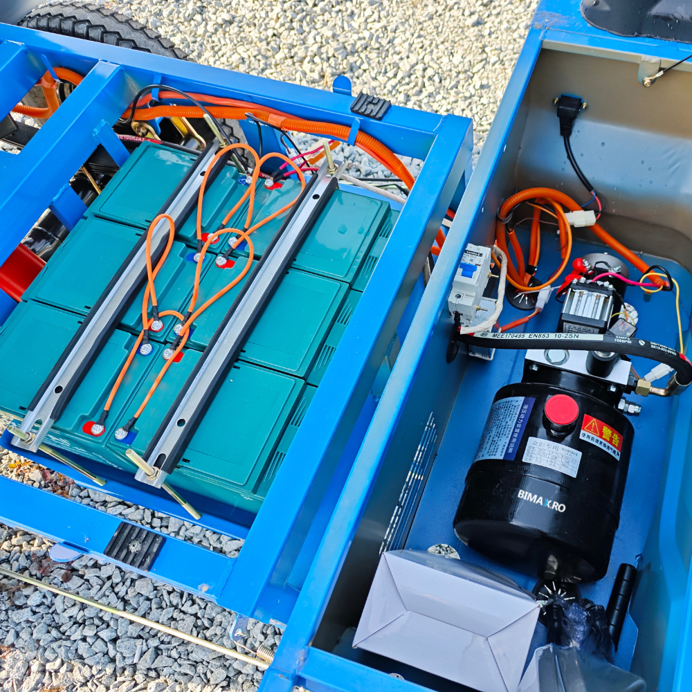 Triciclu electric cu remorca, basculabil la buton, motor 3900W, baterii 58Ah, Viteza 25km/h, Dump [11]