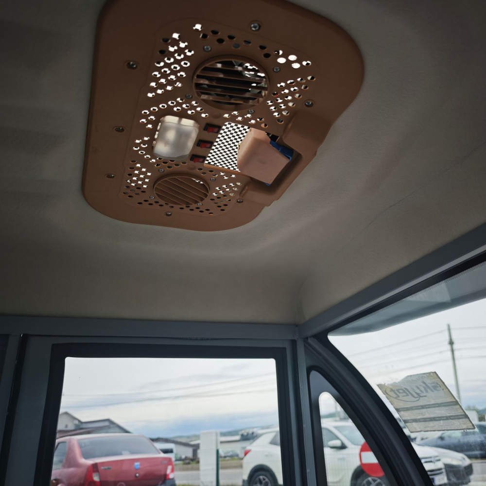 Triciclu Electric utilitar SKY VAN, model 2026 cu cabina, motor 3000W, Fara Permis (viteza max 25km/h), Carte RAR inclusa [11]