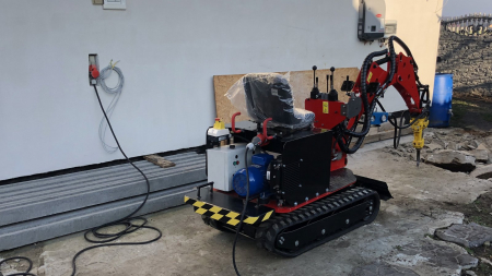 Mini Excavator Elgo Plus, SPRINGER MAX PRO Electric, 400 V, 6 kW [3]