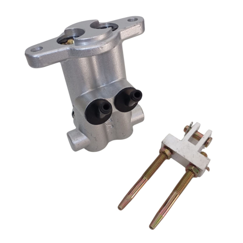 Piese de schimb - Pompa frana dubla Max-Klass4