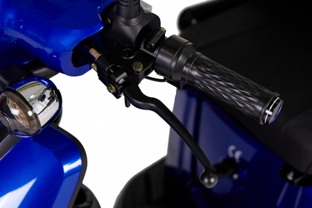 Scuter electric 4 roti, motor 1000W, viteza 25km/h, 5 baterii, autonomie aprox 50km [10]