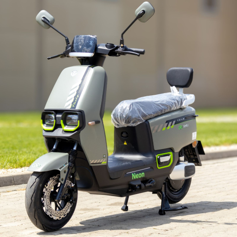 Vehicule electrice - Scuter electric fara permis, Geeli NEON, 1200W motor, 25km/h, 55 km autonomie, Omologat 2 persoane