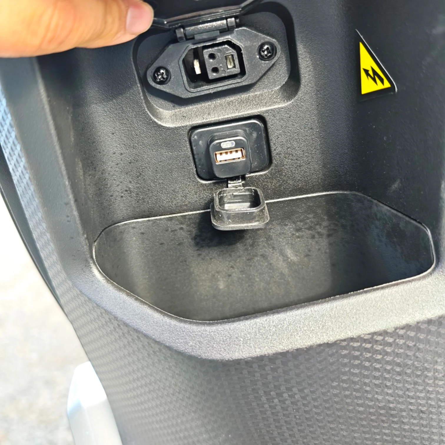 Scuter electric Geeli G-PRO, 2000W, 2 locuri, fără permis, CIV RAR inclus [7]