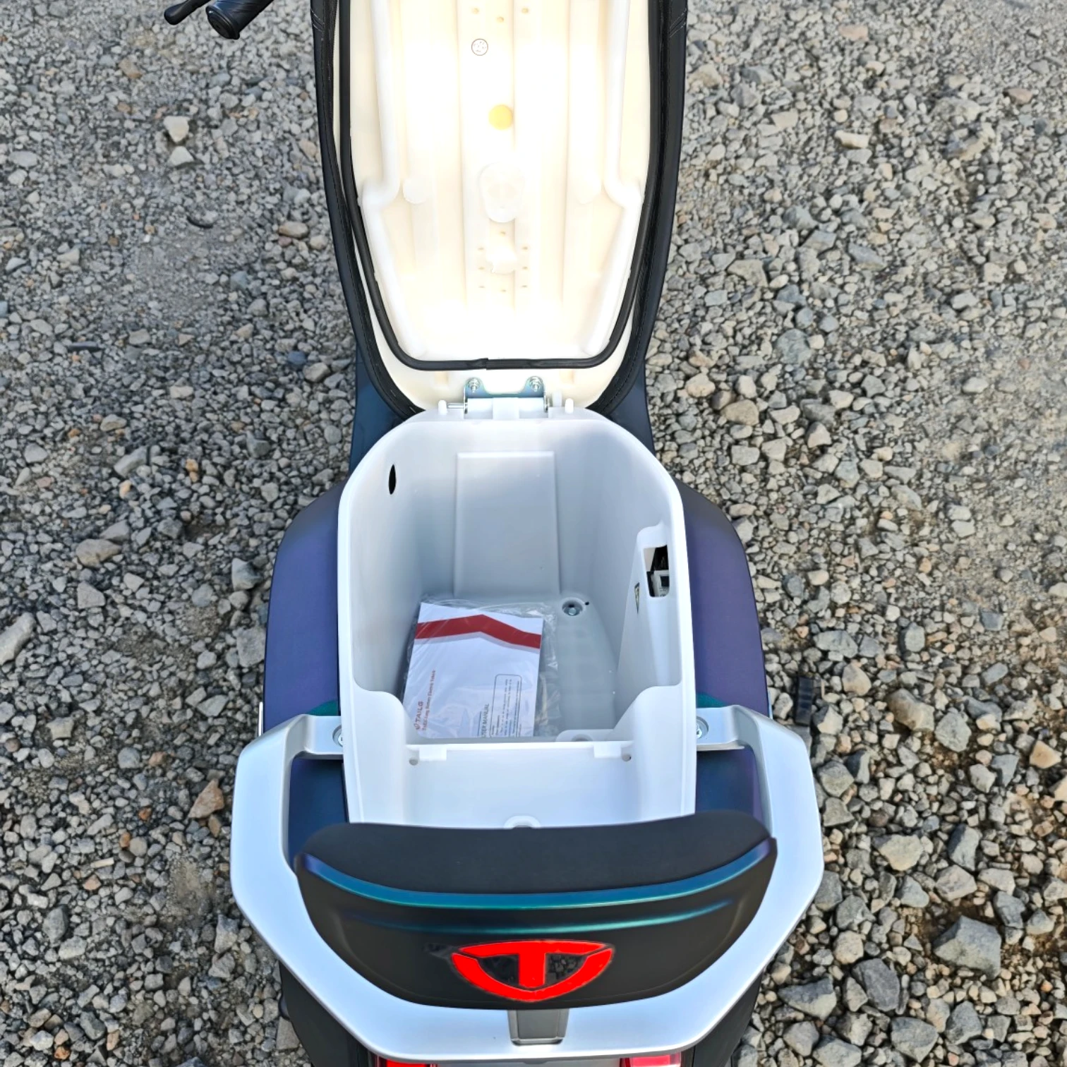 Scuter electric Geeli G-PRO, 2000W, 2 locuri, fără permis, CIV RAR inclus [9]