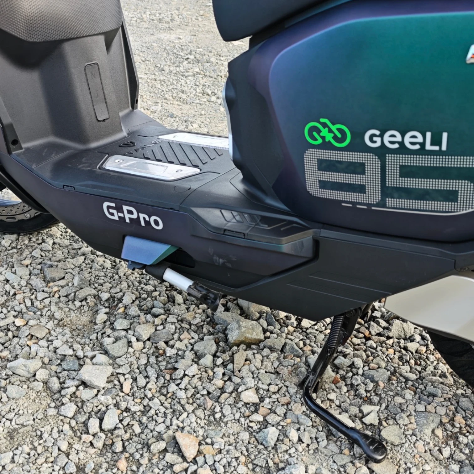 Scuter electric Geeli G-PRO, 2000W, 2 locuri, fără permis, CIV RAR inclus [14]