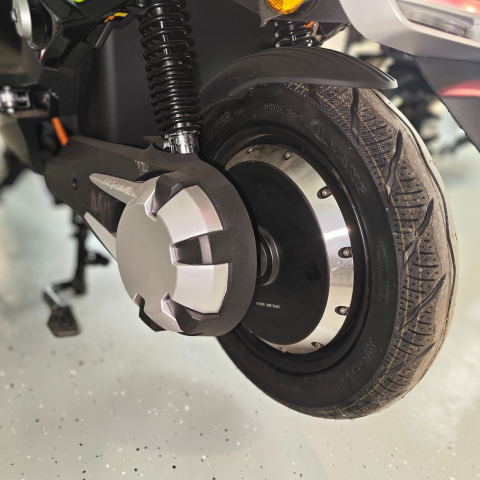 Scuter electric STORM, Motor 2200W, 72 Volti, 25km/h fara permis, 45-60km autonomie [11]