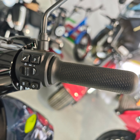 Scuter electric STORM, Motor 2200W, 72 Volti, 25km/h fara permis, 45-60km autonomie [16]