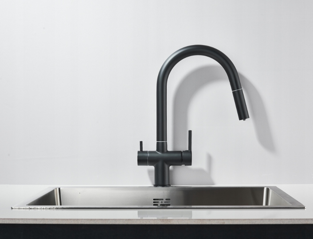 Baterie bucatarie negru mat cu apa filtrata ascunsa si dus extractabil 38 cm BisDesign [6]