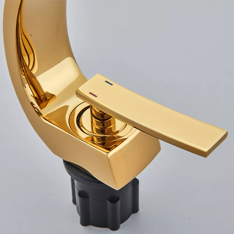 baterie-chiuveta-lavoar-auriu-lucios-model-lebada-bisdesign-20cm [4]