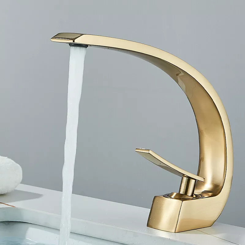 baterie-chiuveta-lavoar-auriu-mat-model-lebada-bisdesign-20cm [8]