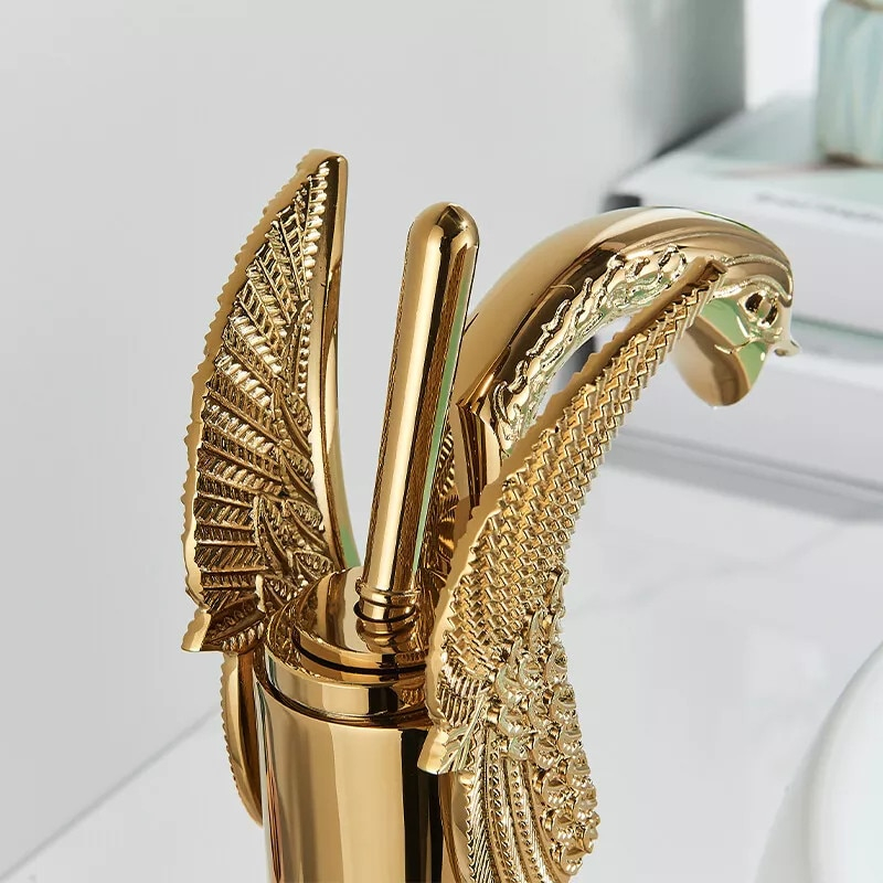 Baterie lavoar aurie Lebăda 29 cm cu finisaj lucios și design elegant [5]