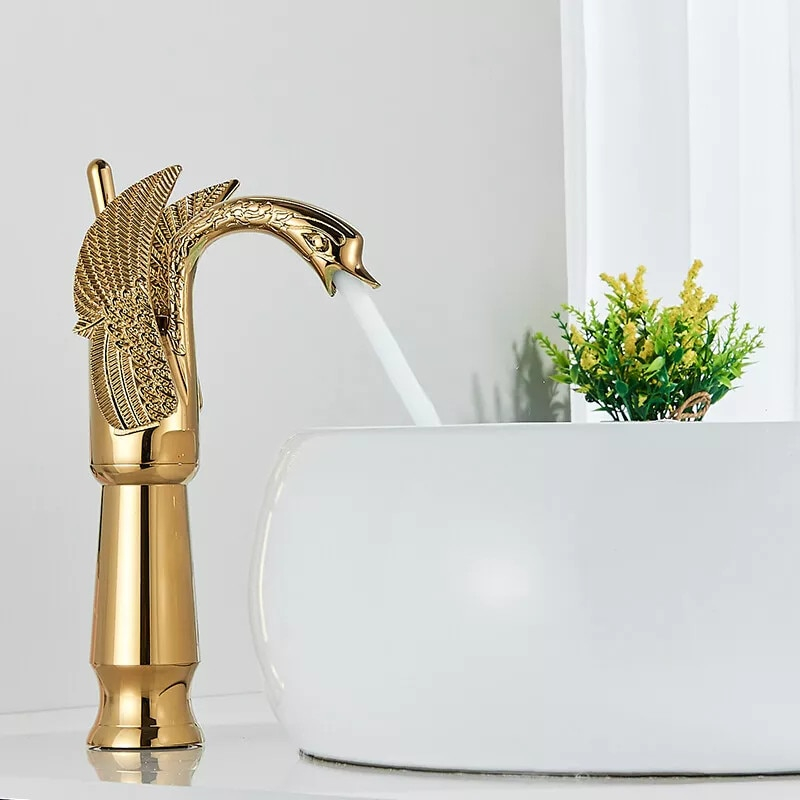 Baterie lavoar aurie Lebăda 29 cm cu finisaj lucios și design elegant [3]