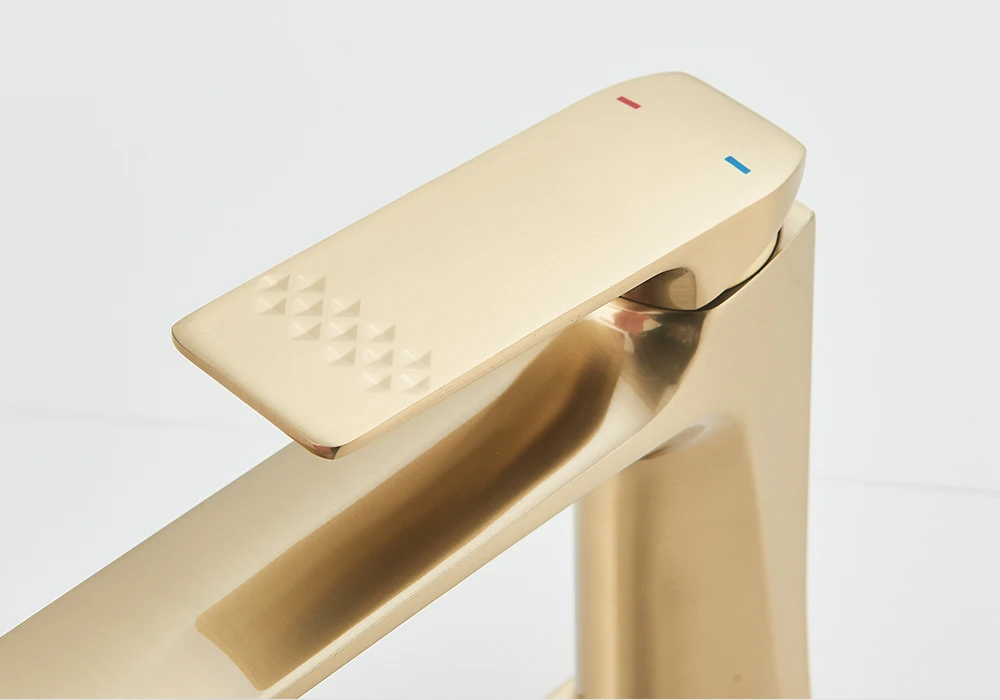 baterie-lavoar-baie-bisdesign-auriu-mat-17cm [6]