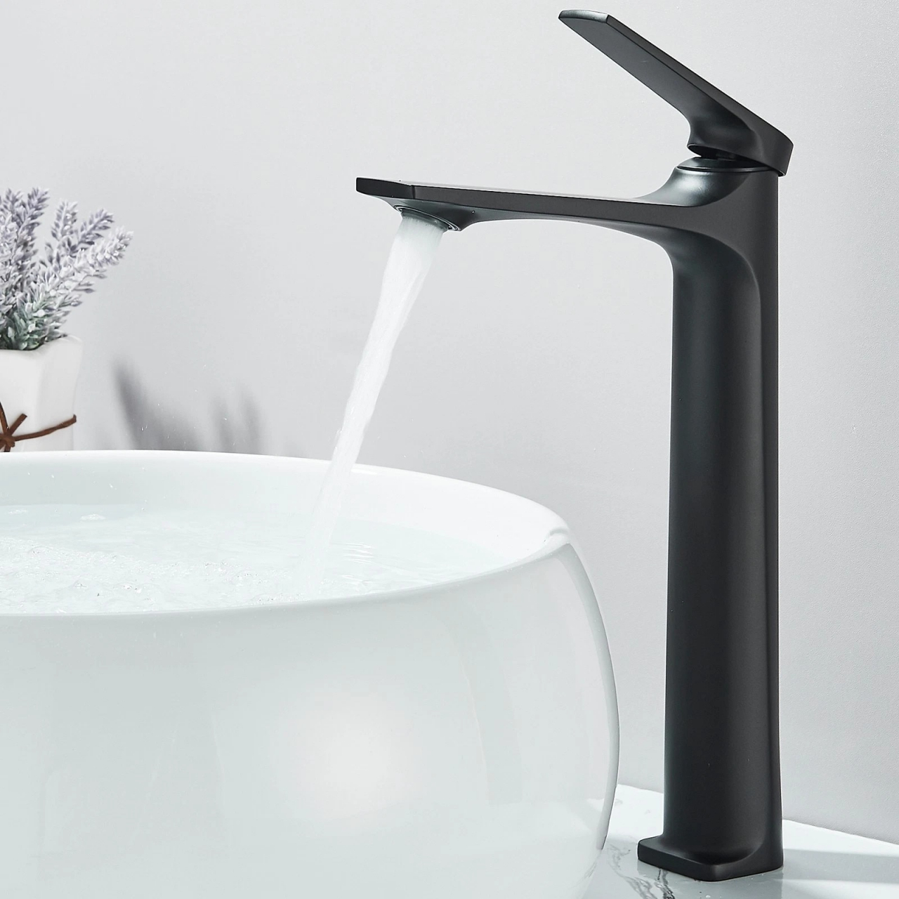 Baterie chiuvetă baie 31 cm negru mat cu pipa înclinată 15° [2]
