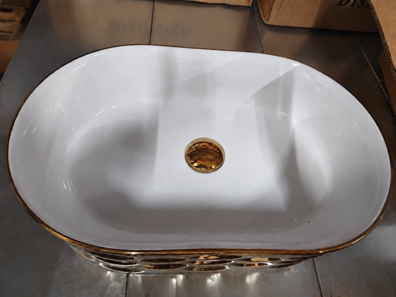 Lavoar ceramic BisDesign alb auriu 545x360x135 mm cu model 3D [9]