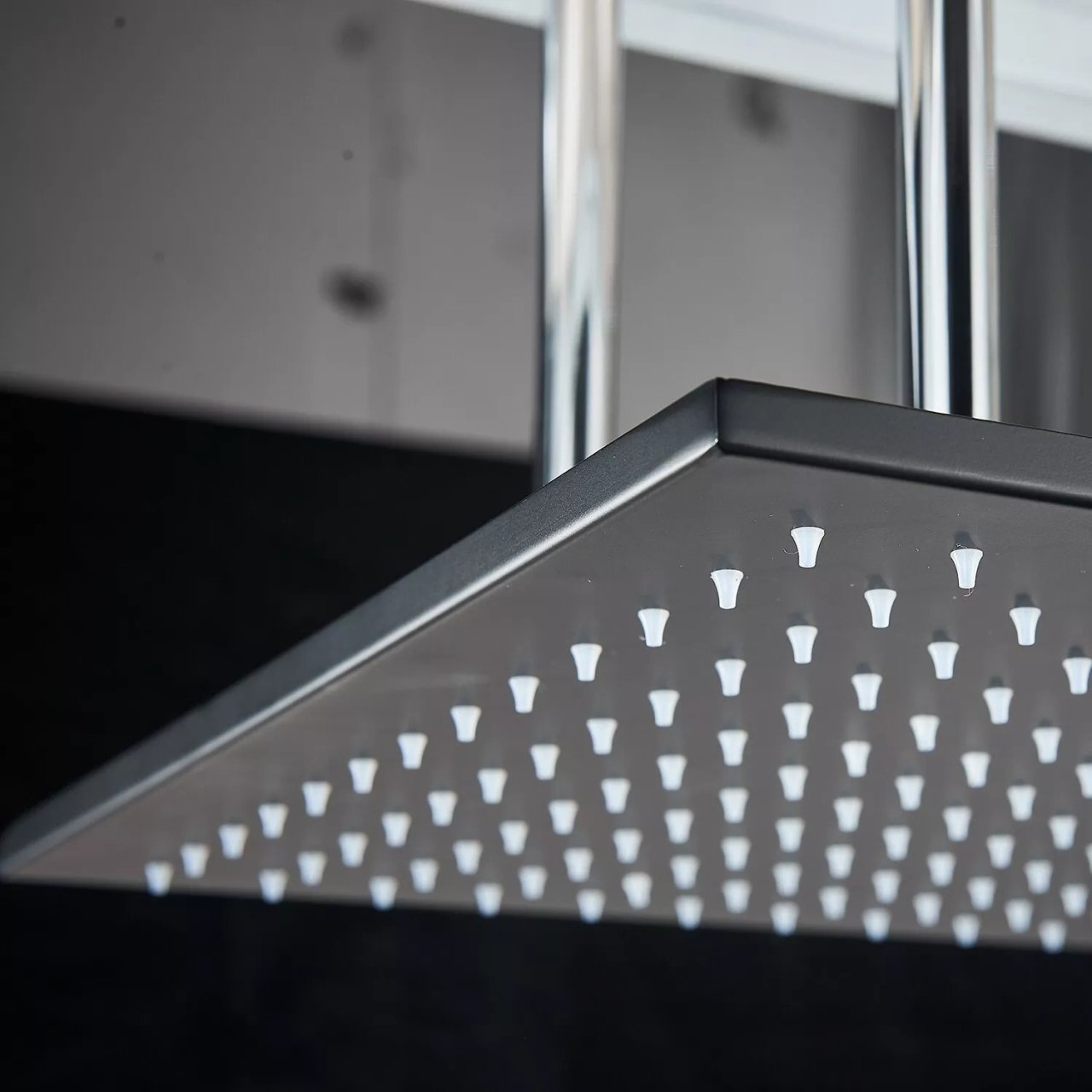 Sistem duș încastrabil negru mat cu termostat, para tavan 40x80 cm și LED [4]